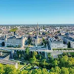 Au Coeur De - Clim Et Parking - L'odyssee *