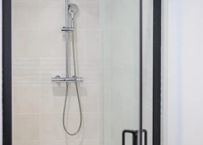 Appartement L'odyssee Des Pyrenees - Clim - Parking Prive Pau